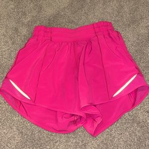Sonic pink hotty hot shorts lululemon